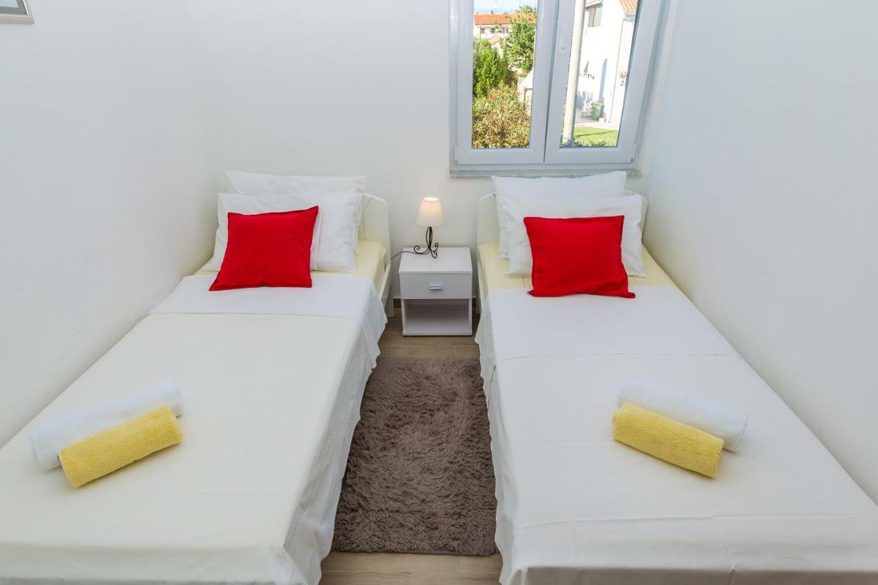 Veve Apartamento Privlaka (Zadar)