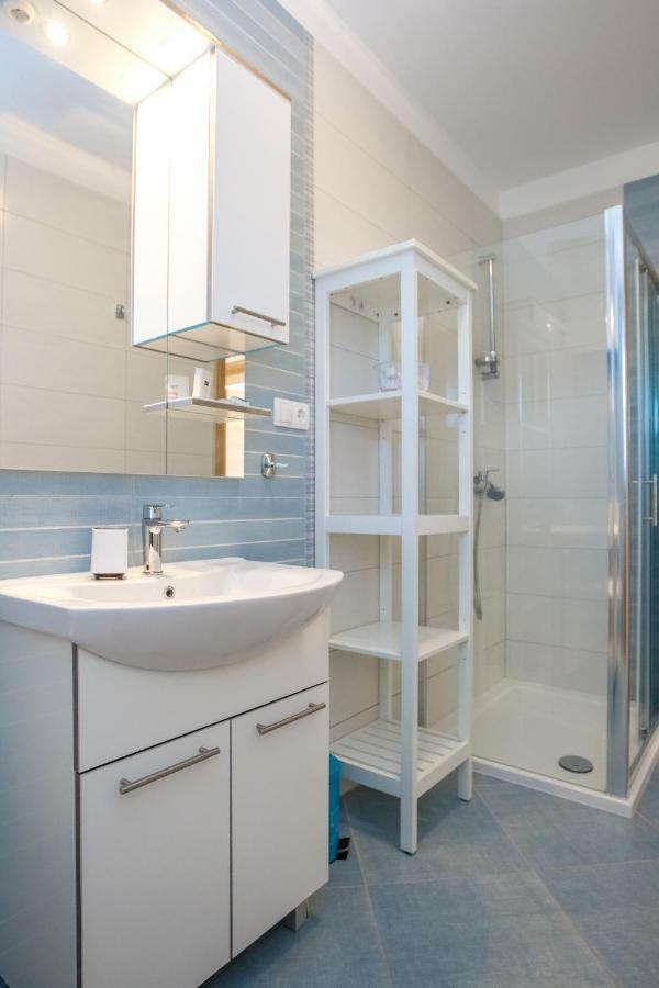 Veve Apartment *
