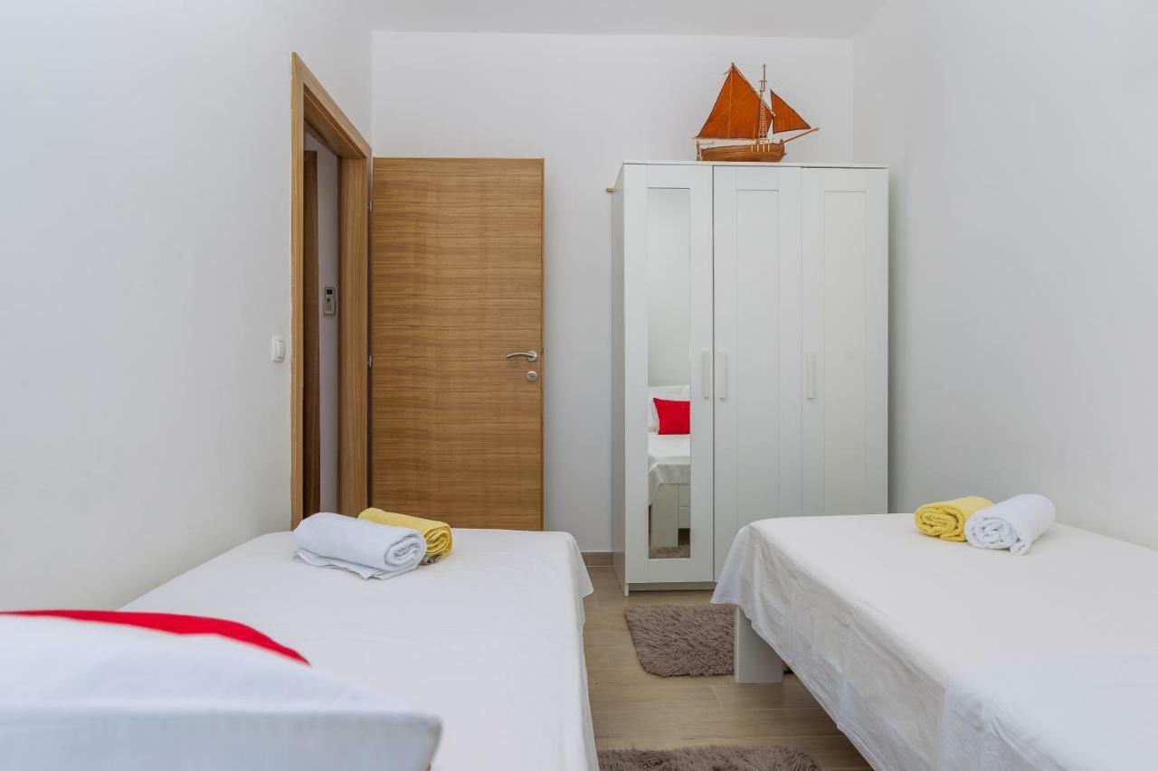 Veve Apartment *